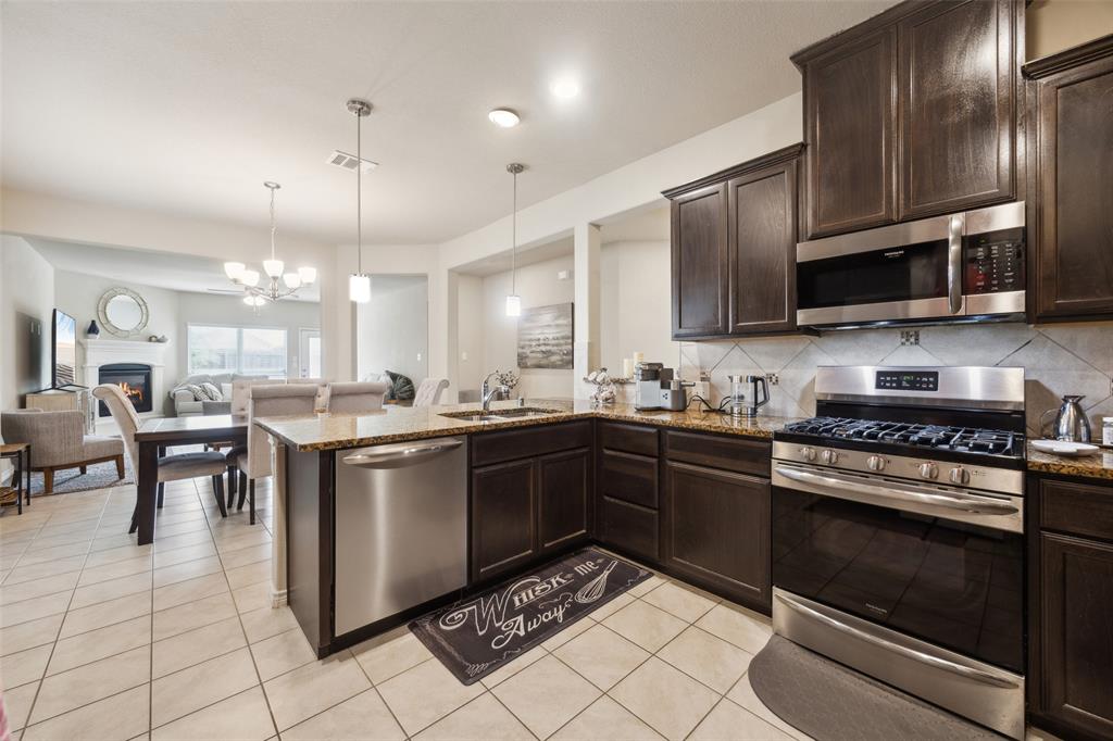 10105 Leander Place Property Photo 18