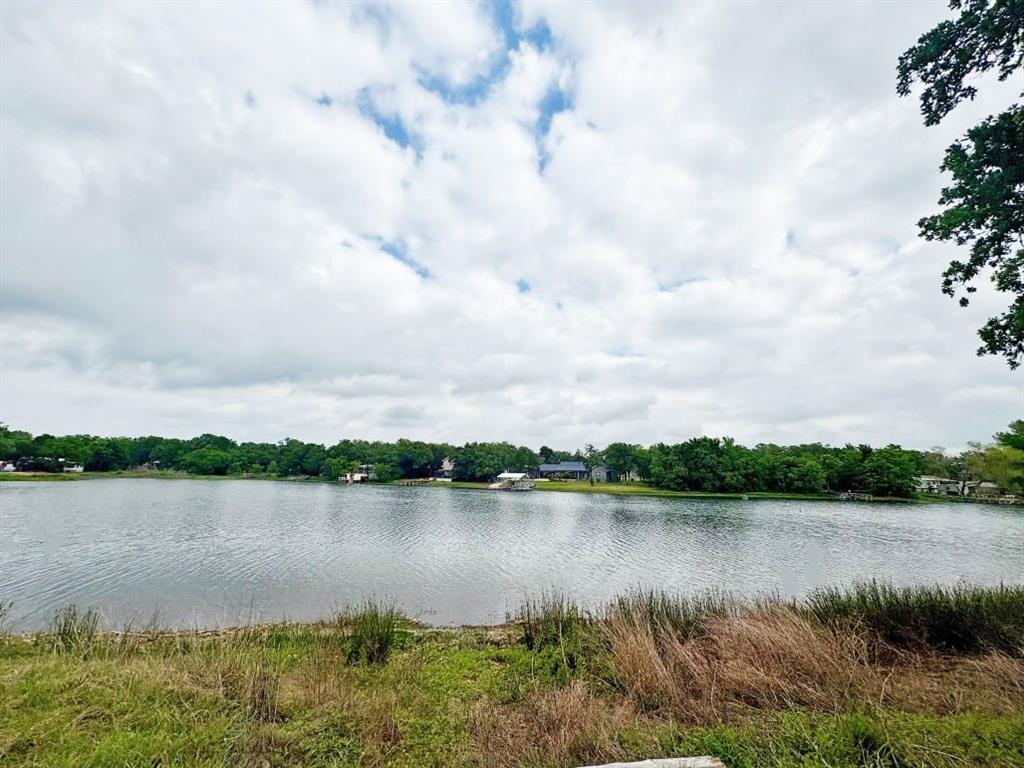 106 Caddo Property Photo 12