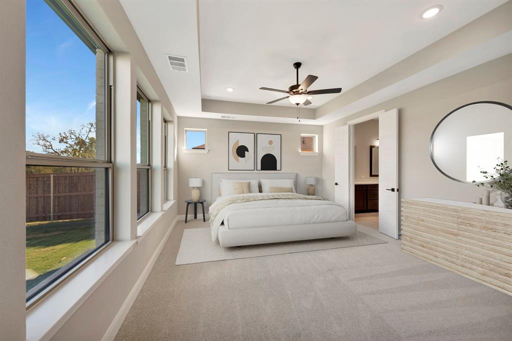 2258 Village Trail Property Photo 9