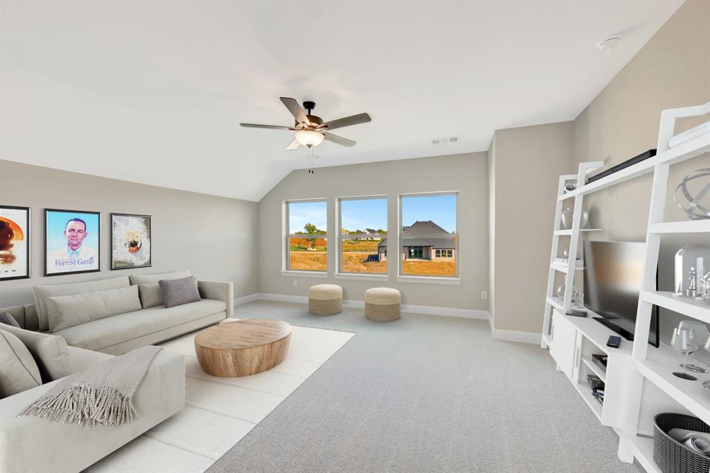 2258 Village Trail Property Photo 11