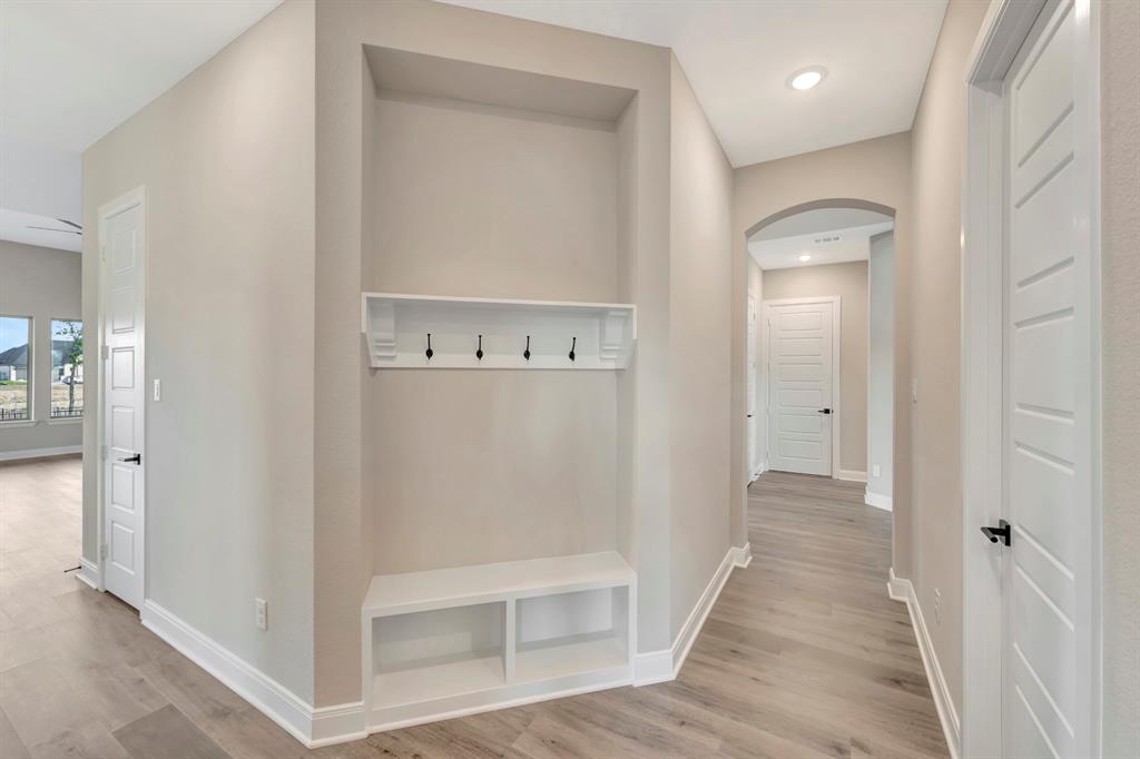 2258 Village Trail Property Photo 20