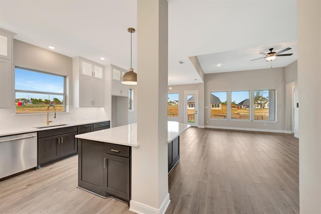 2258 Village Trail Property Photo 22