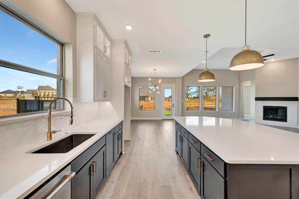 2258 Village Trail Property Photo 27