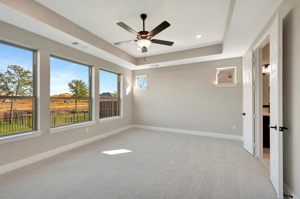 2258 Village Trail Property Photo 34