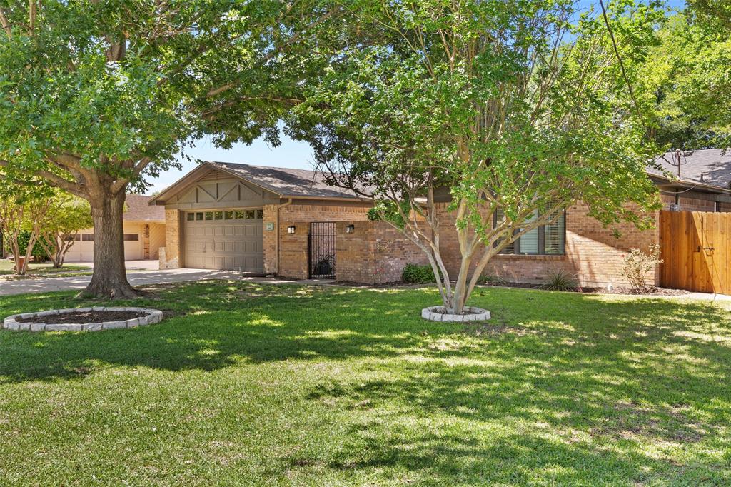 708 Tahiti Drive Property Photo 1