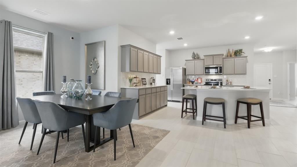 1009 Traction Trail Property Photo 10