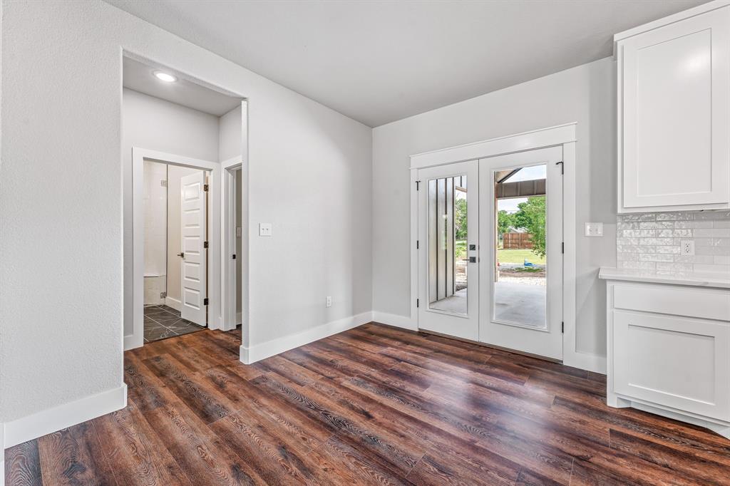 1007 Westwood Property Photo 9