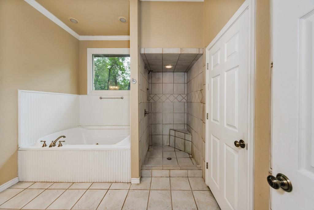 215 Private Road 2394 Property Photo 25