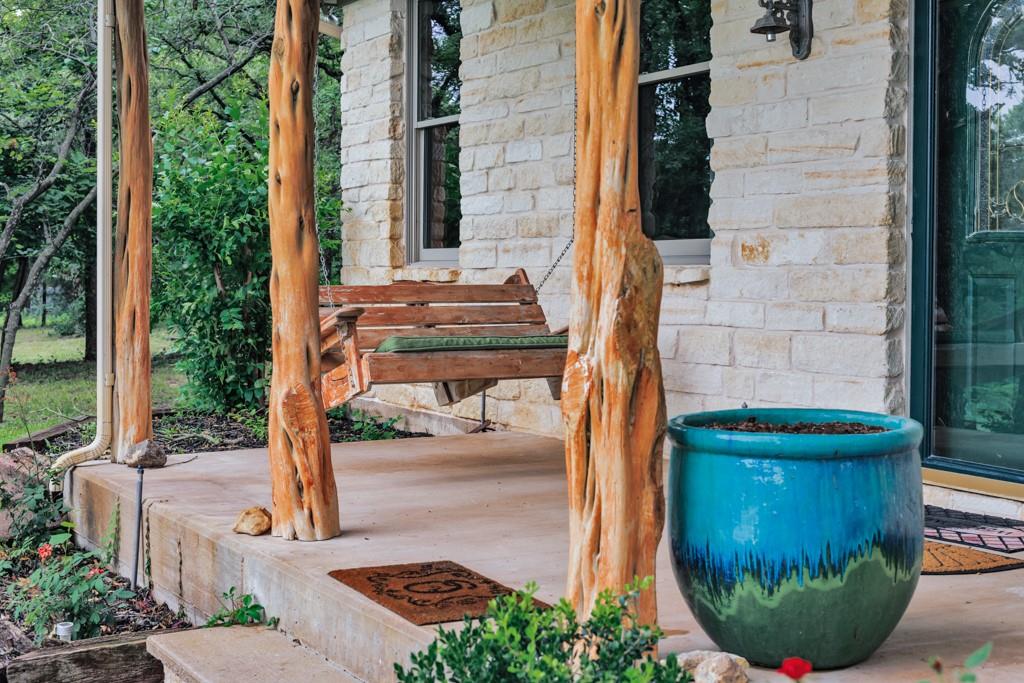 215 Private Road 2394 Property Photo 31