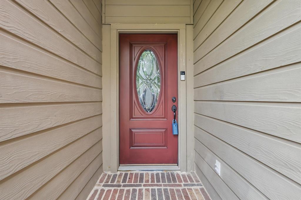 14900 Riverside Drive Property Photo 7