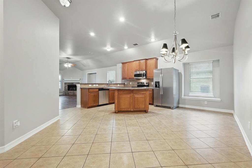 14900 Riverside Drive Property Photo 13