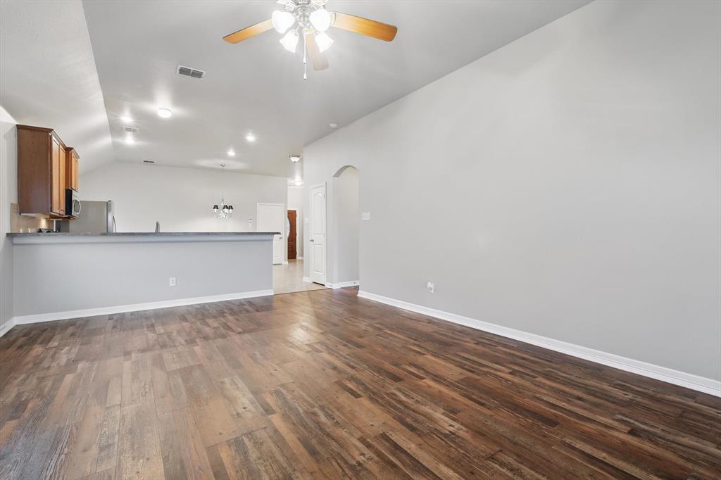 14900 Riverside Drive Property Photo 21