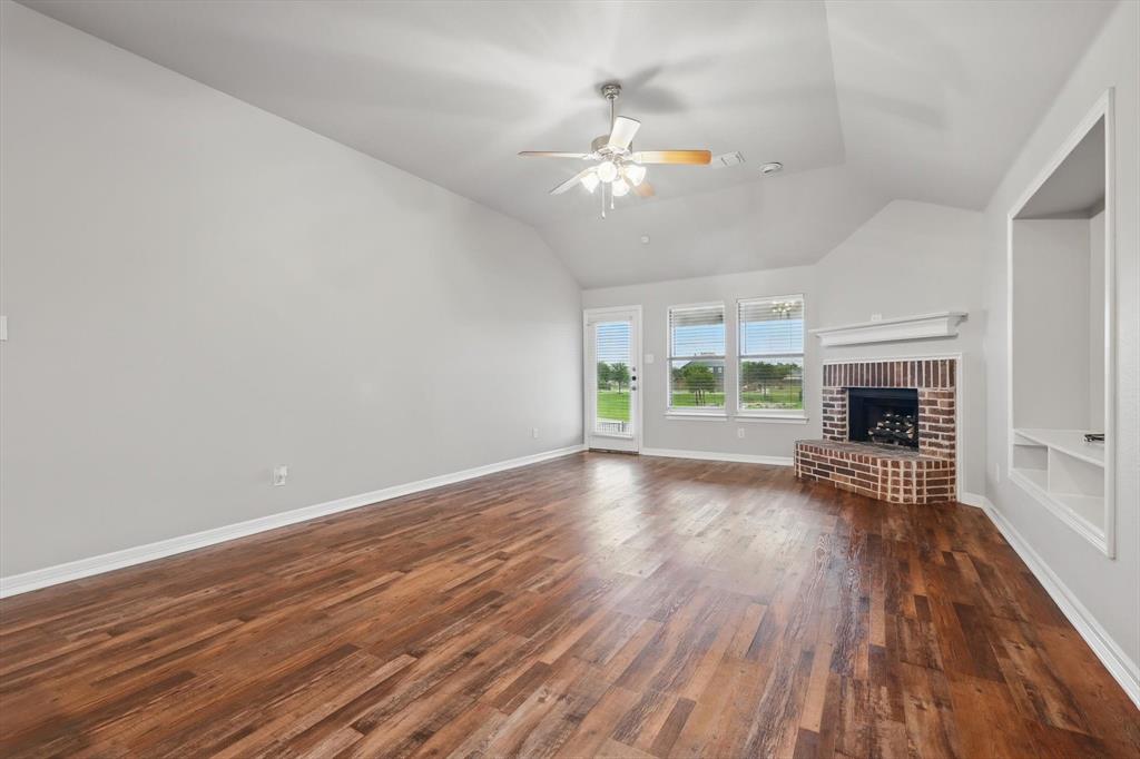 14900 Riverside Drive Property Photo 22