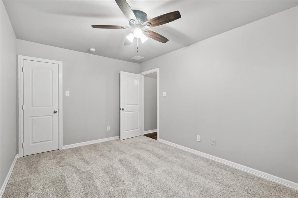 14900 Riverside Drive Property Photo 37