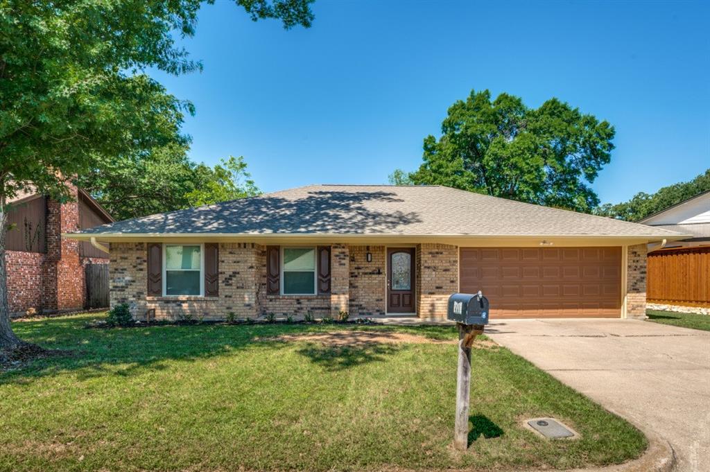 2718 Trail Oak Court Property Photo 1