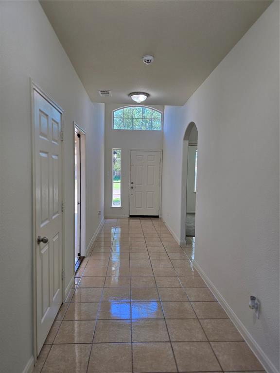 216 Meadow Ridge Drive Property Photo 4