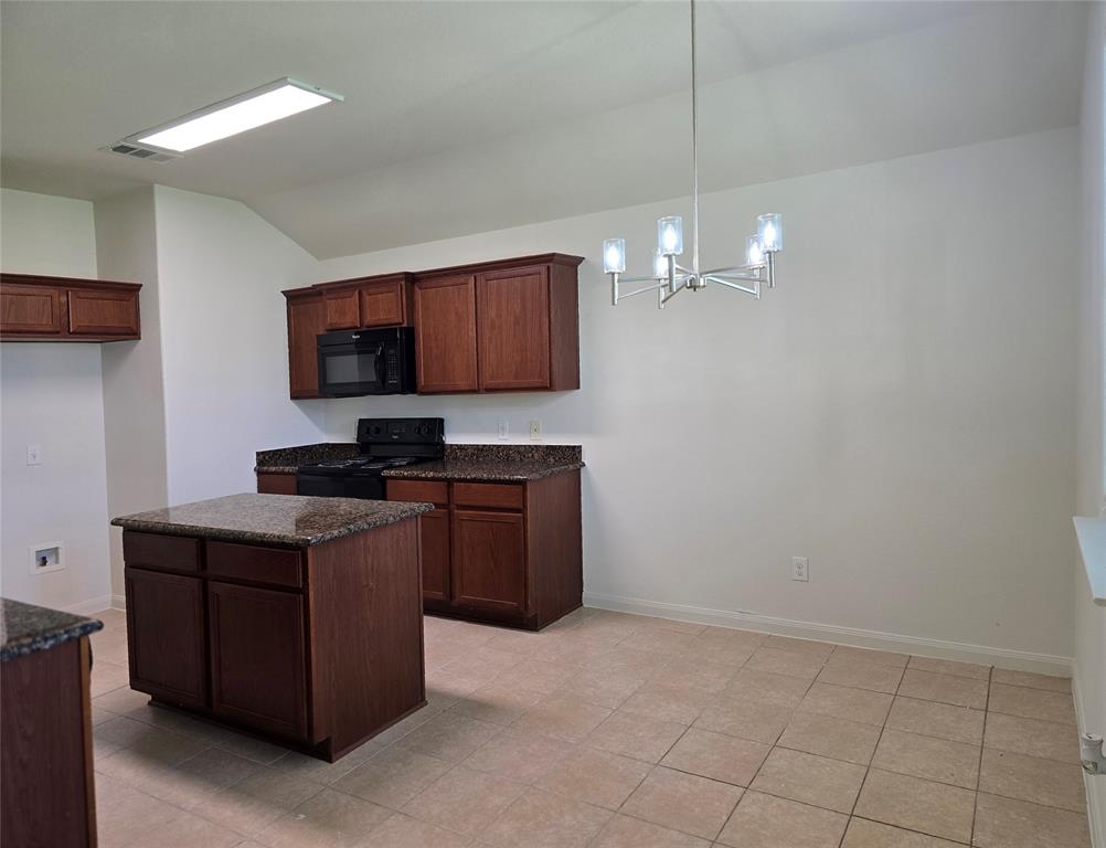 216 Meadow Ridge Drive Property Photo 7