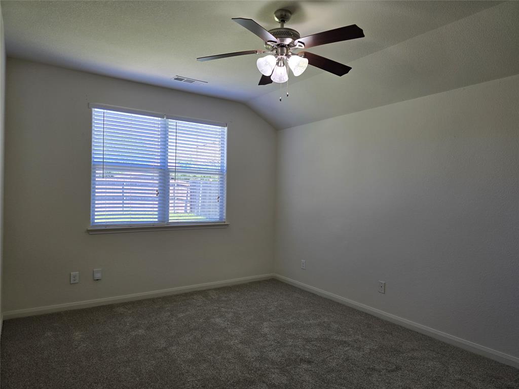 216 Meadow Ridge Drive Property Photo 10