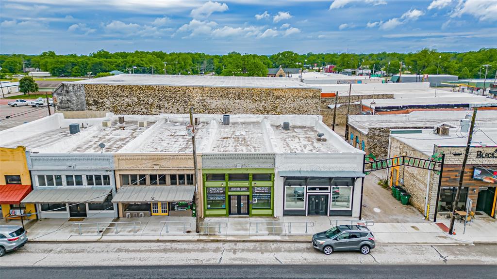 115 E Blackjack Street Property Photo 8