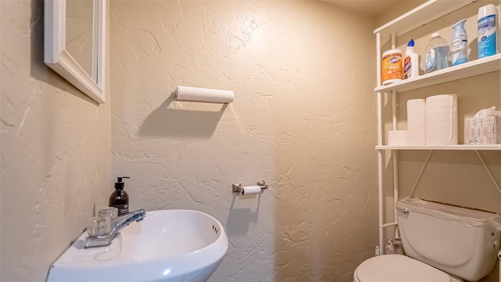 115 E Blackjack Street Property Photo 20
