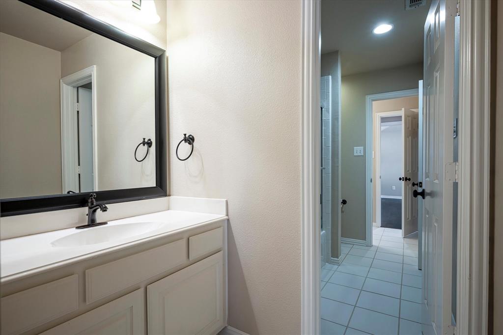 3704 Southport Drive Property Photo 20
