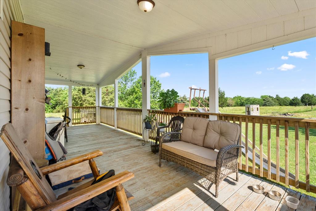 3345 State Highway 11 Property Photo 1