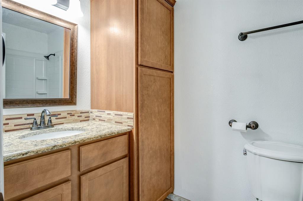 12480 Abrams Road Property Photo 11