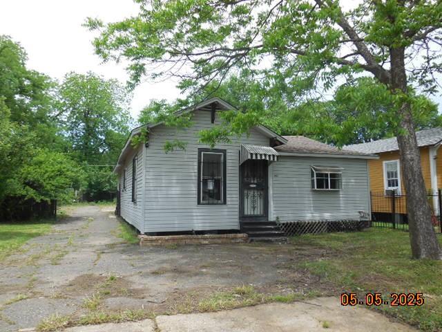 1436 W 58th Street Property Photo 1