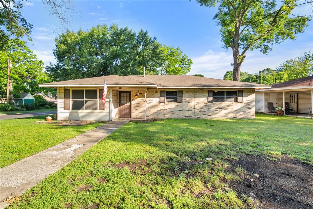 2418 W Collin Street Property Photo