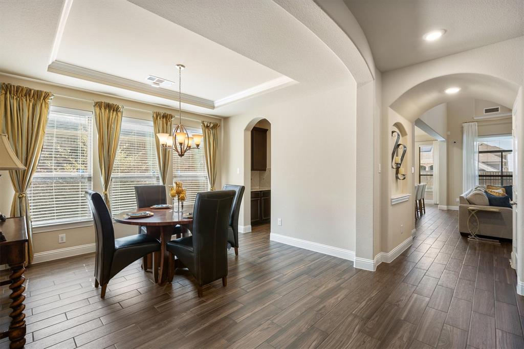 102 Autumn Sage Drive Property Photo 4