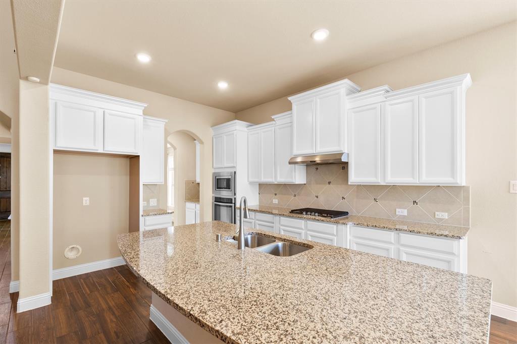 102 Autumn Sage Drive Property Photo 13