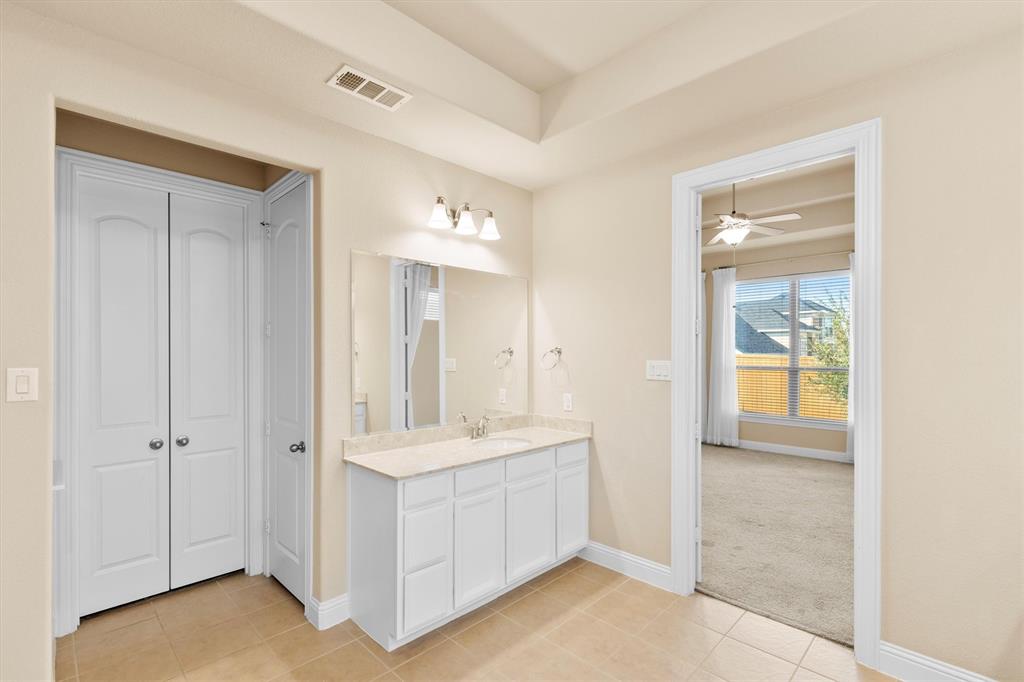 102 Autumn Sage Drive Property Photo 22