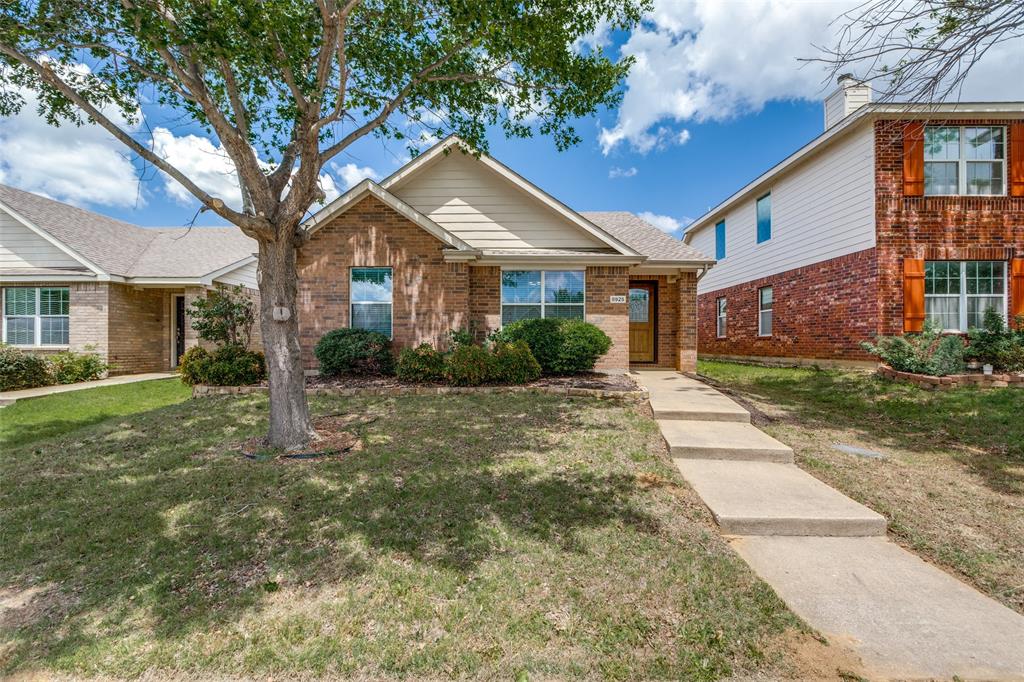 8925 Stewart Street Property Photo