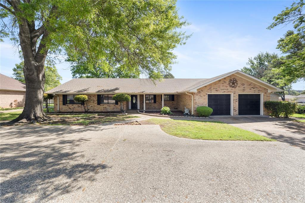 152 Fairway Drive Property Photo