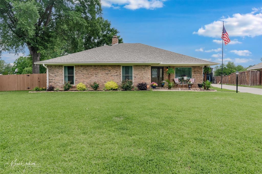 102 Pinehurst Place Property Photo 1