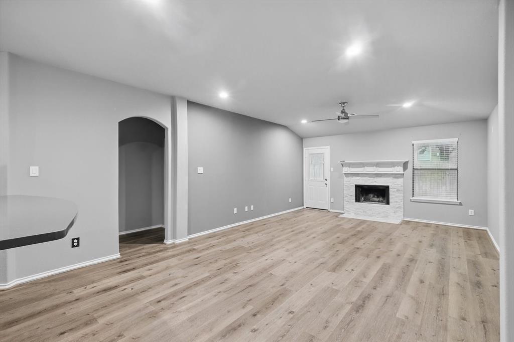 4528 Sleepy Meadows Drive Property Photo 9