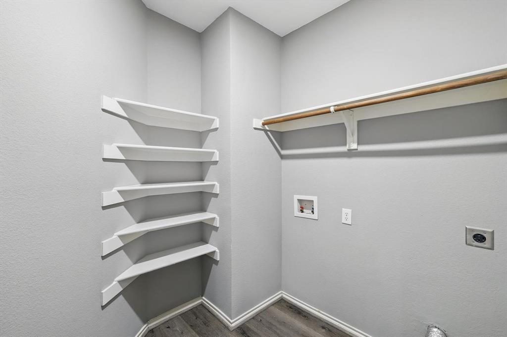 4528 Sleepy Meadows Drive Property Photo 23