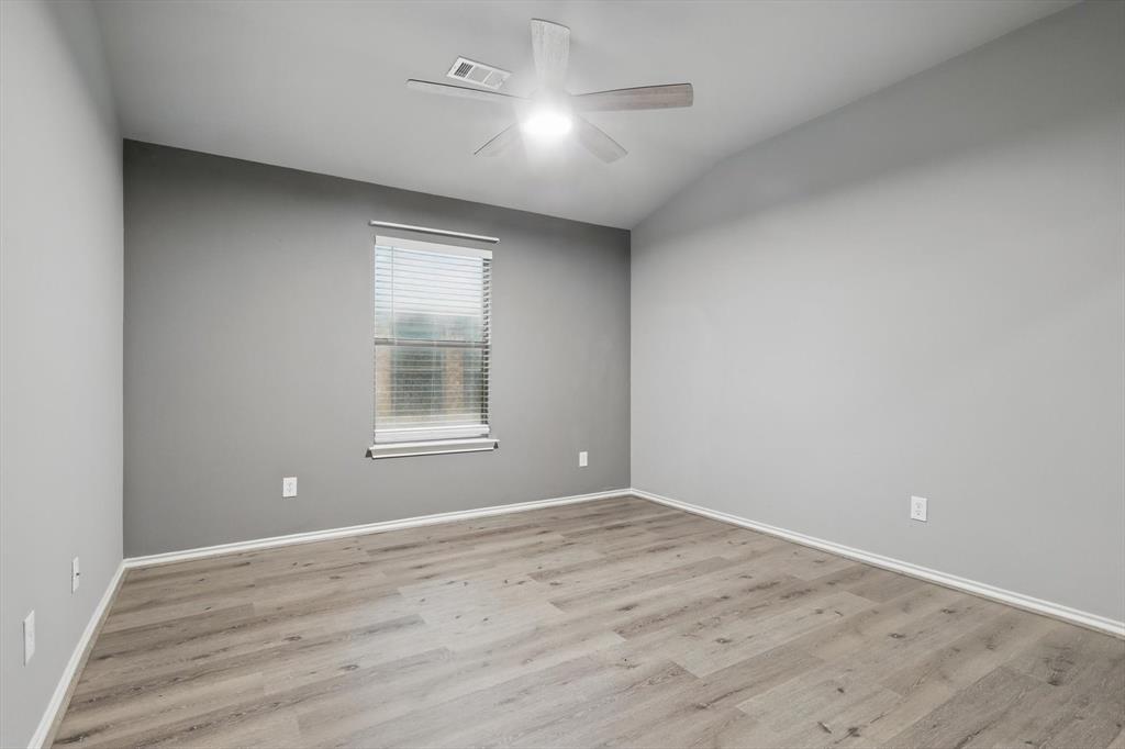4528 Sleepy Meadows Drive Property Photo 27