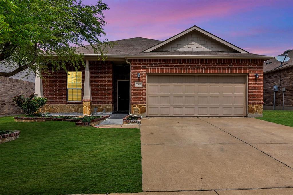 2313 Angoni Way Property Photo