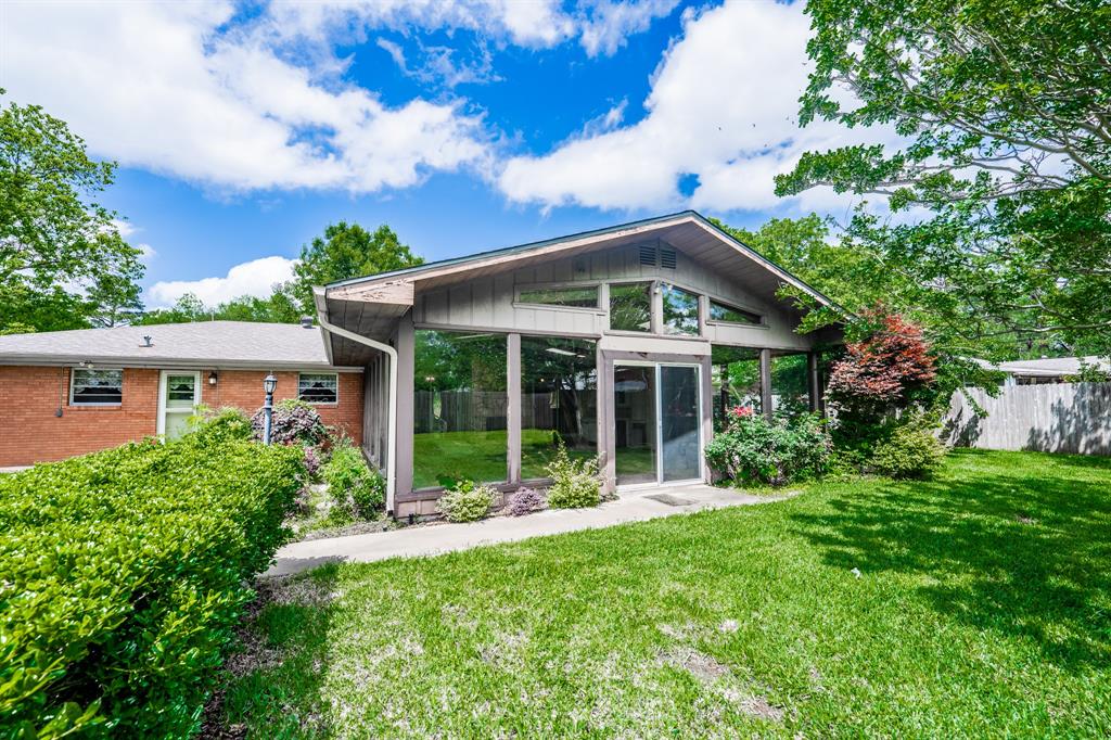 138 Drexel Drive Property Photo 1