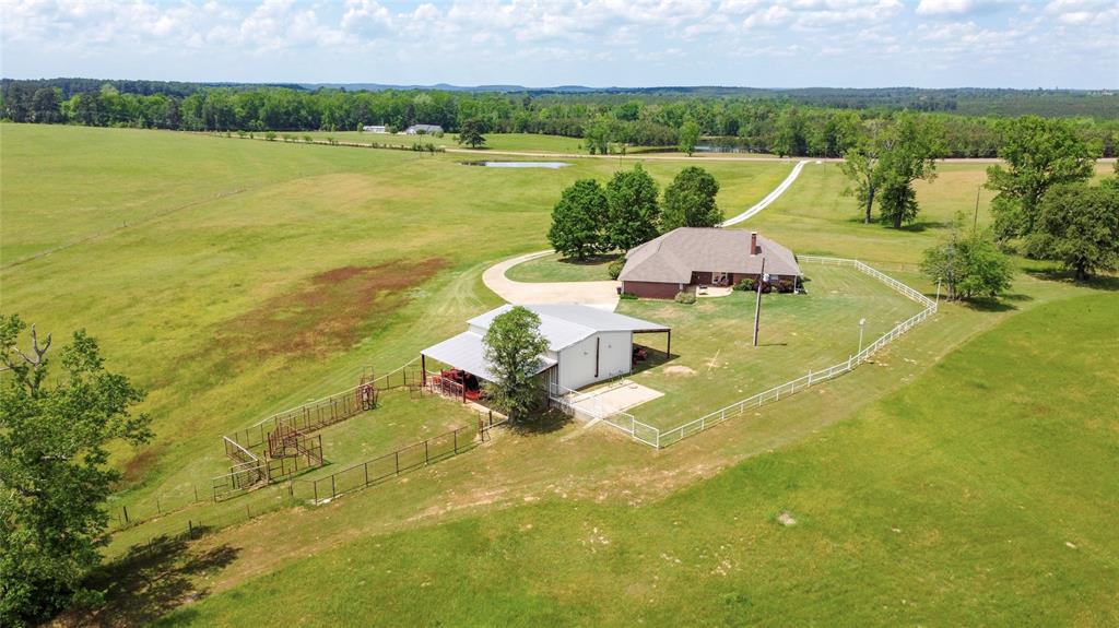 2085 Highway 155 Property Photo 1