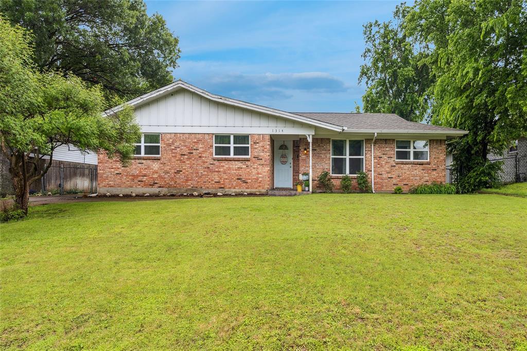 1314 Mildred Lane Property Photo 1