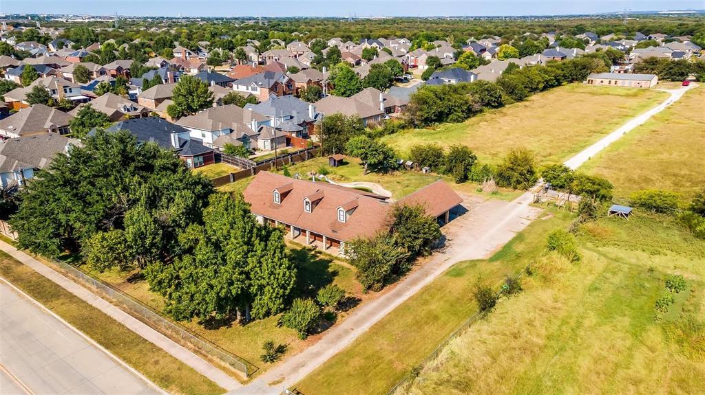 6310 Webb Lynn Road Property Photo