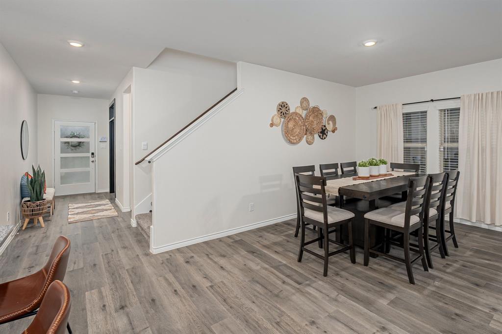 10125 Autumn Leaves Lane Property Photo 14