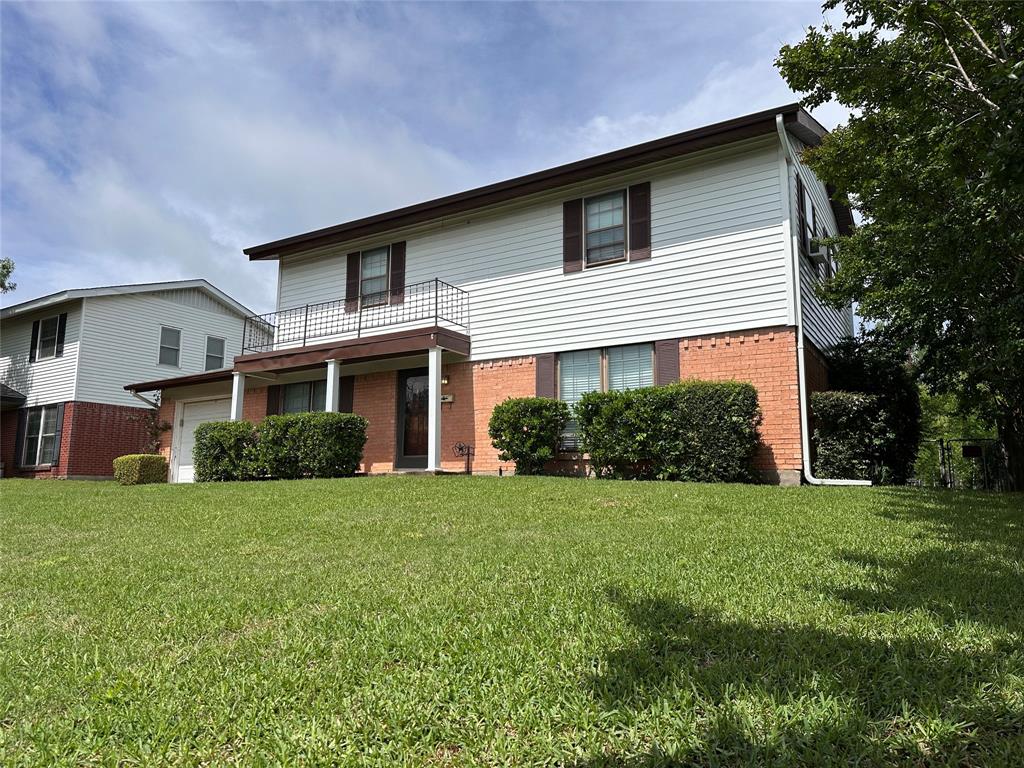 1664 Poplar Drive Property Photo