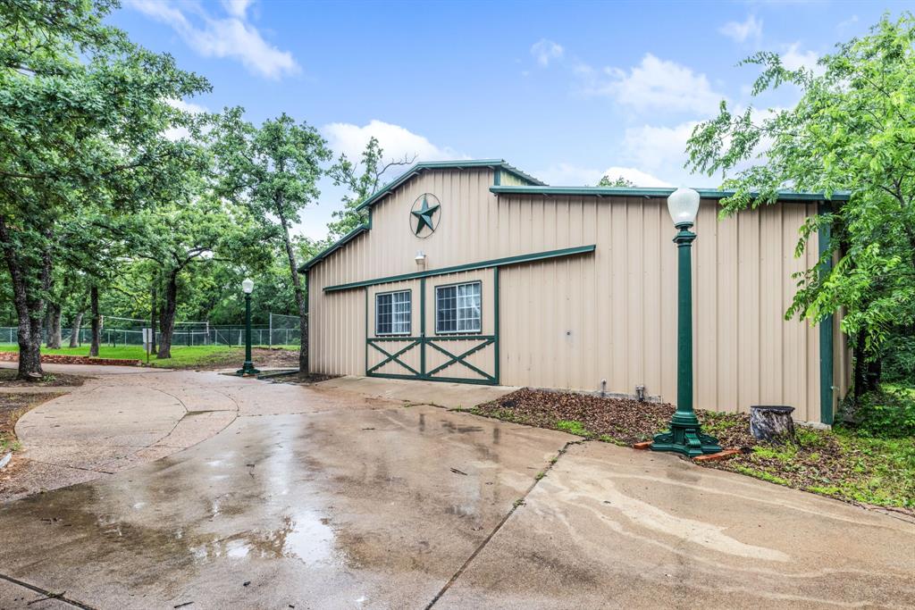 385 Meadow View Drive Property Photo 12