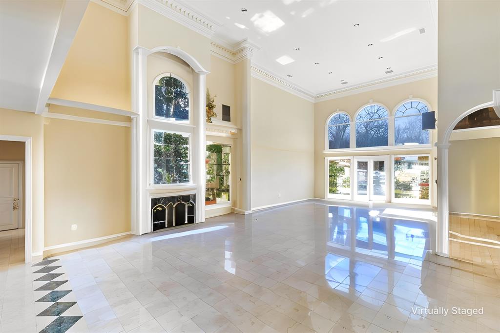 385 Meadow View Drive Property Photo 18