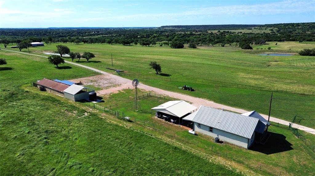 725 County Road 520 Property Photo 1