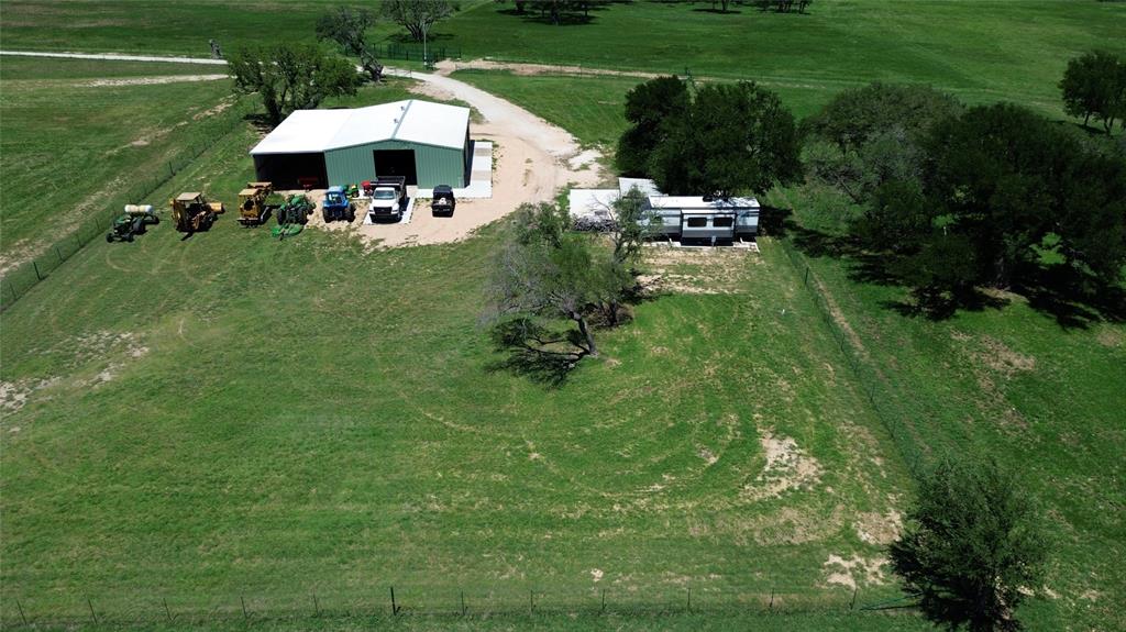 725 County Road 520 Property Photo 8