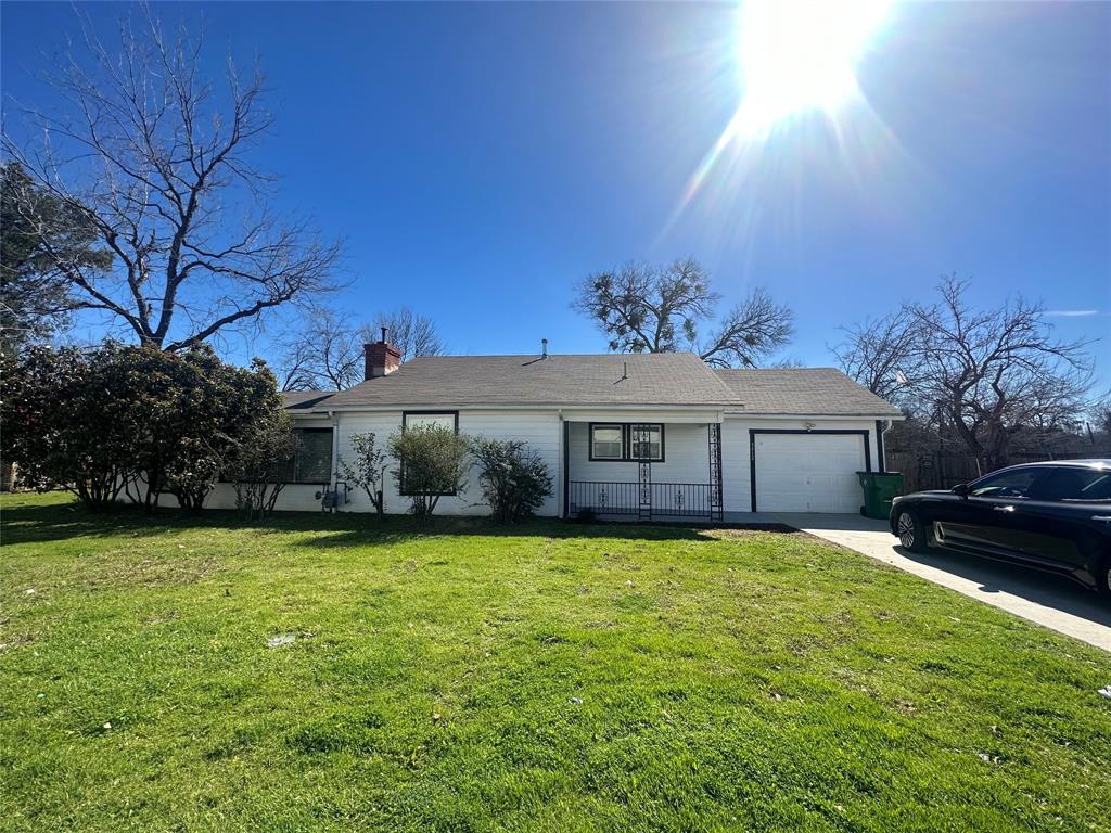 5612 Broadway Avenue Property Photo